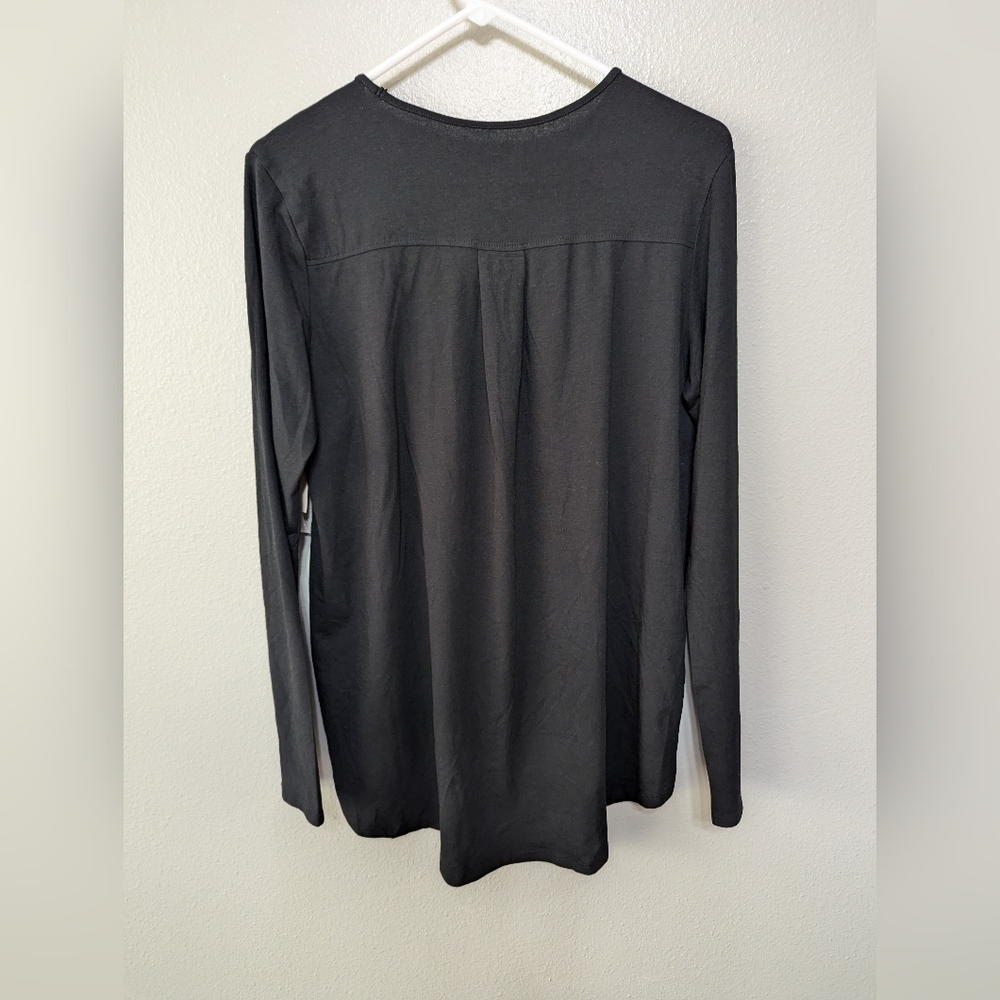 AJ Andrea Jovine NWT black long sleeve tshirt size M - Picture 2 of 5